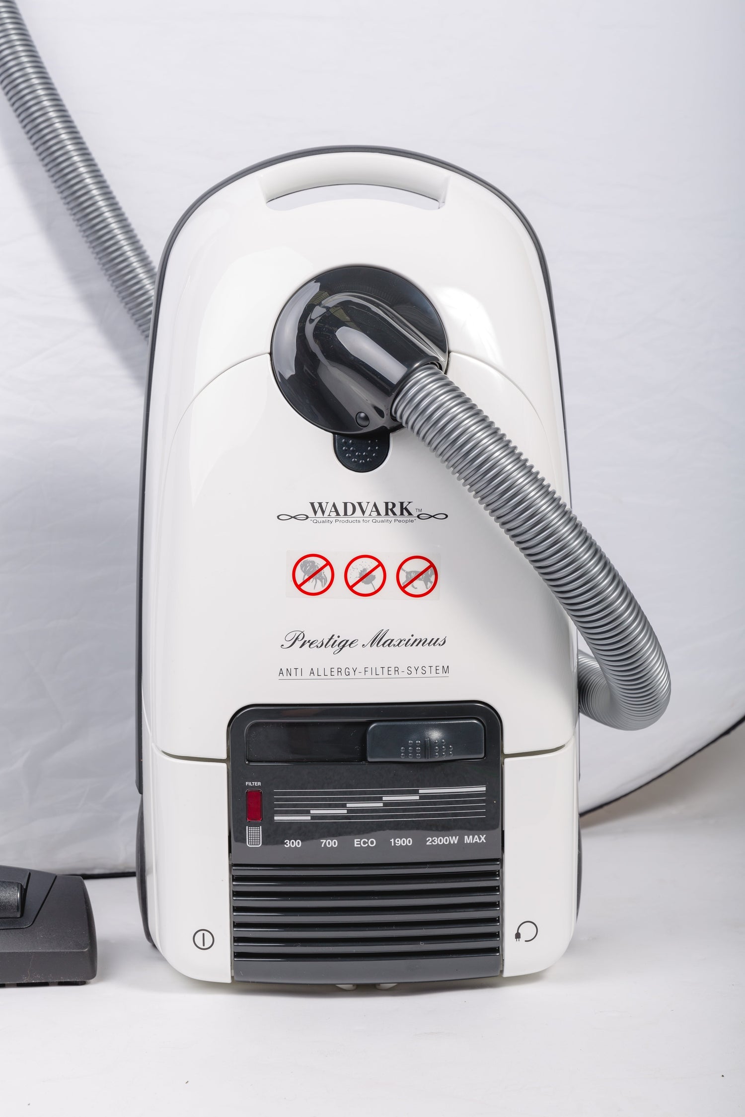 VACUUM CLEANERS